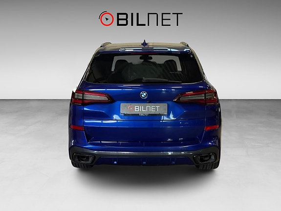 BMW X5 4 of 5