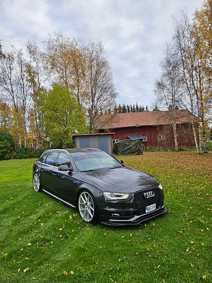 Audi A4 6 of 9