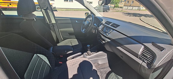 Skoda Fabia 10 of 13