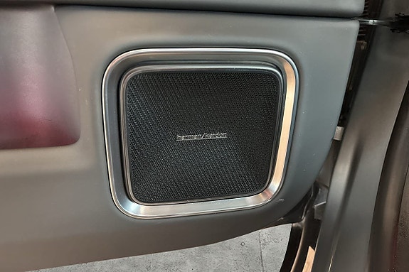 Polestar 4 18 of 30