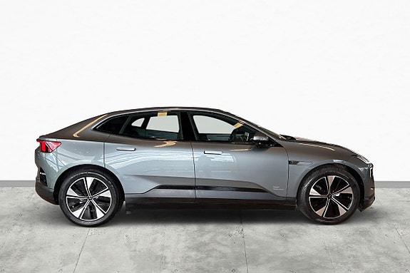 Polestar 4 3 of 30
