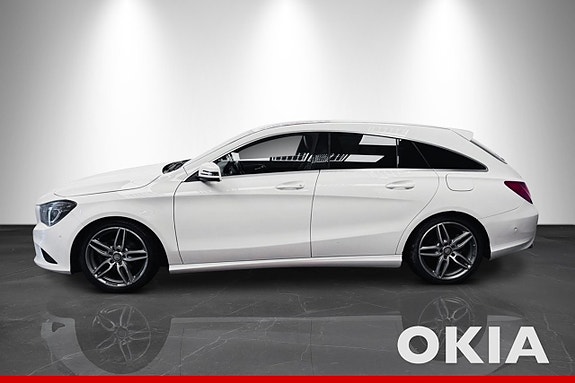 Mercedes-Benz CLA220 d 2 of 5