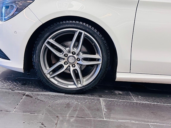 Mercedes-Benz CLA220 d 13 of 16