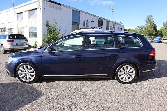 Volkswagen Passat 10 of 22