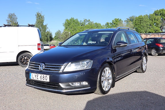 Volkswagen Passat 8 of 22