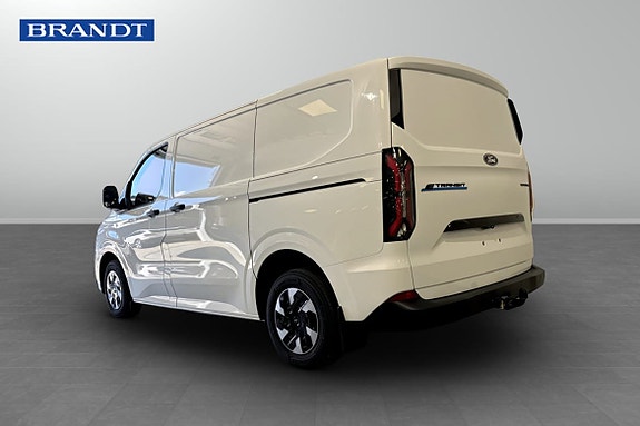 Ford E-Transit 2 of 5