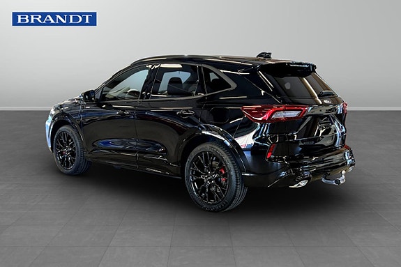 Ford Kuga 2 of 5