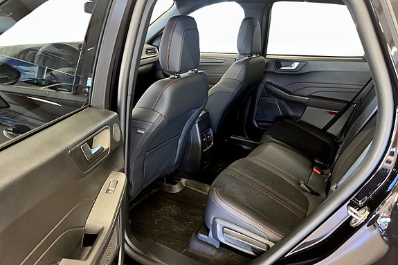 Ford Kuga 8 of 9