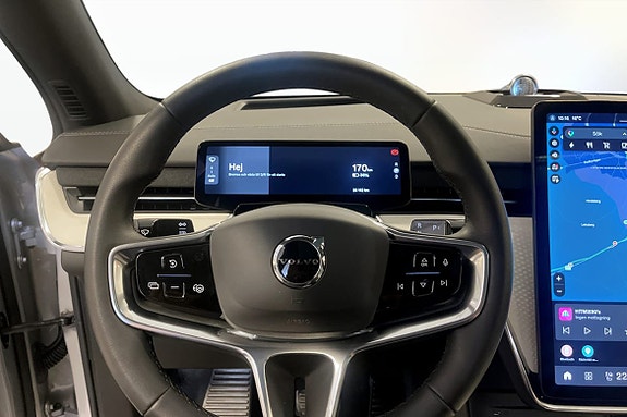 Volvo EX90 8 of 13