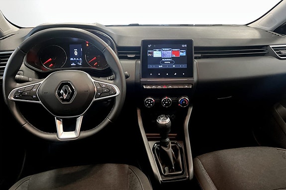 Renault Clio 8 of 18