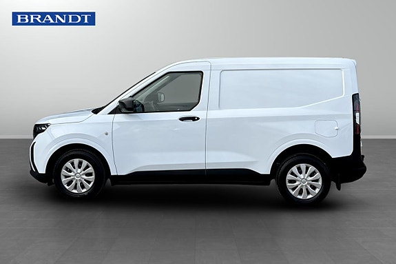 Ford Transit Courier 3 of 5