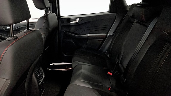 Ford Kuga 5 of 5