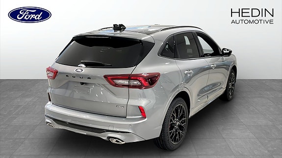 Ford Kuga 2 of 5