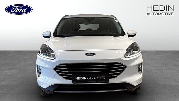 Ford Kuga 8 of 12