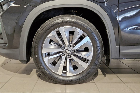Skoda Kodiaq 2 of 5