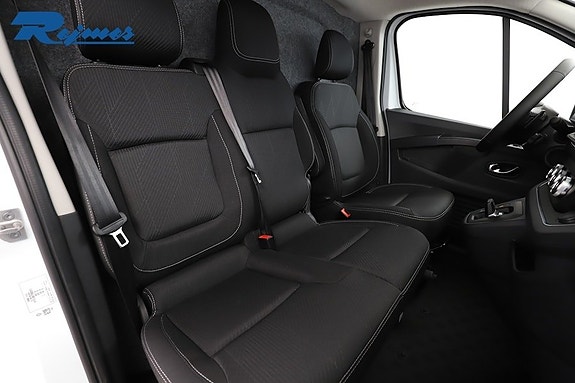 Renault Trafic 5 of 5