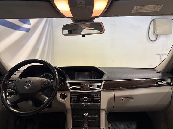 Mercedes-Benz E250 9 of 10
