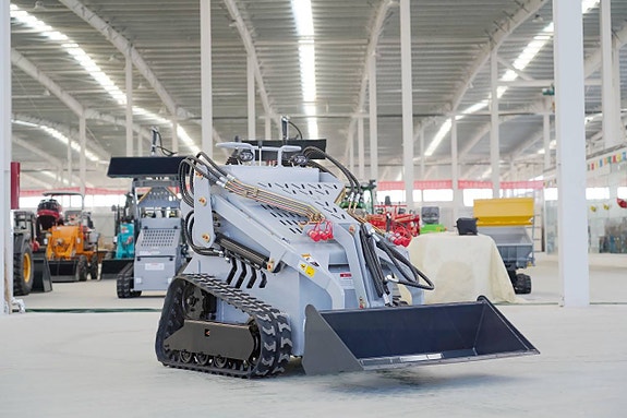 Minilastare XP-480T inkl. skopa, Honda motor (23hp)