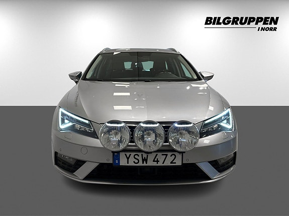 Seat Leon 3 of 5