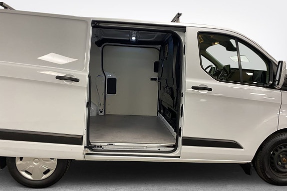 Ford Transit Custom 9 of 12