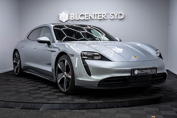 Porsche Taycan 4S 5 of 5