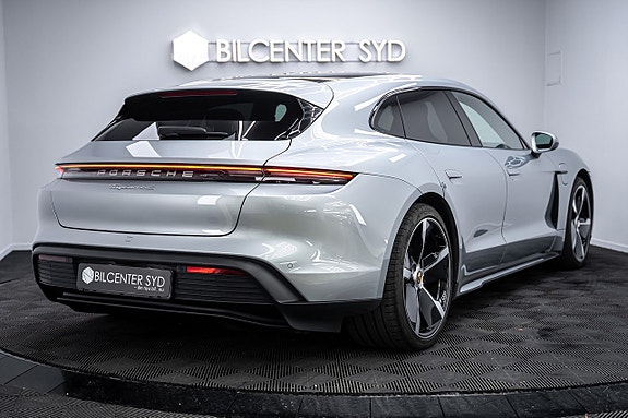 Porsche Taycan 4S 8 of 27