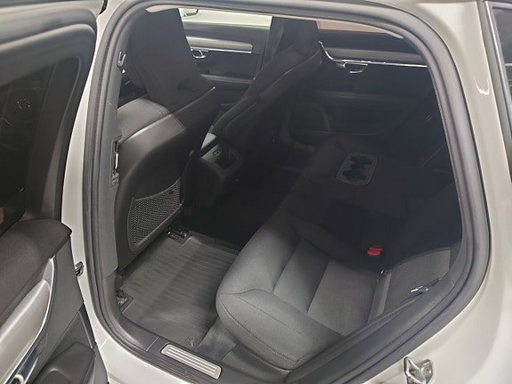 Volvo V90 10 of 10