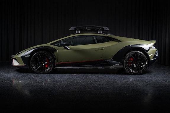 Lamborghini Huracan 7 of 25