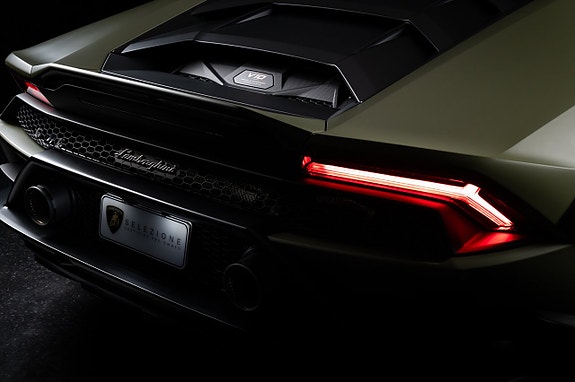 Lamborghini Huracan 13 of 25