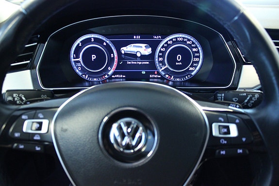 Volkswagen Passat Alltrack 12 of 13