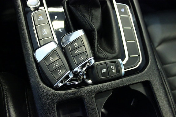 Volkswagen Passat Alltrack 13 of 13