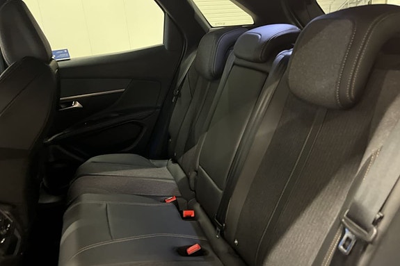 Peugeot 3008 7 of 23
