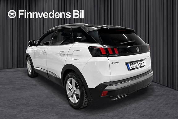Peugeot 3008 4 of 5