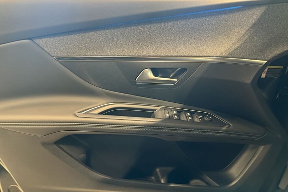 Peugeot 3008 17 of 19