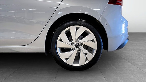 Volkswagen Golf I 6 of 18