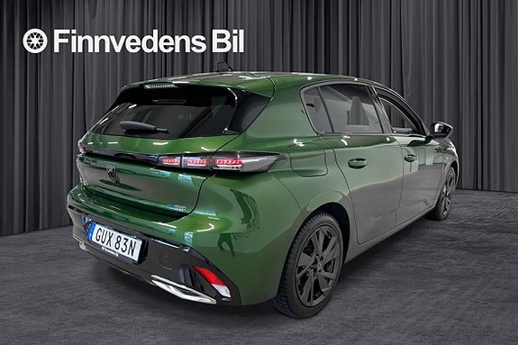 Peugeot 308 4 of 5