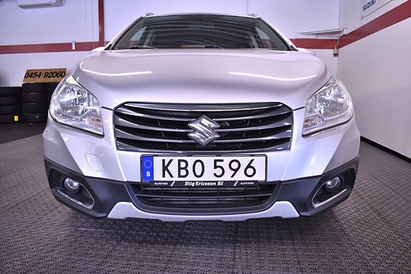 Suzuki S-Cross 3 of 5