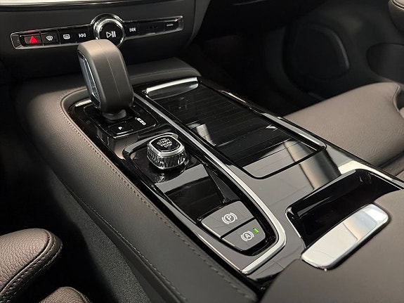 Volvo V60 20 of 27