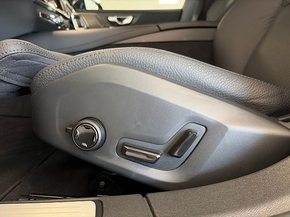 Volvo V60 10 of 27