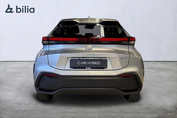 Toyota C-HR 5 of 21