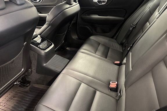 Volvo V60 12 of 22
