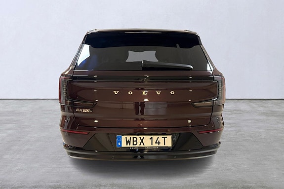 Volvo EX90 5 of 16
