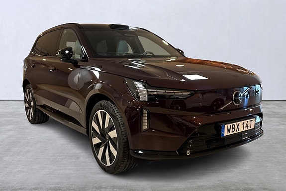 Volvo EX90 6 of 16