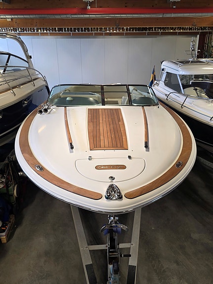 Chris Craft Corsier 28 7 of 9