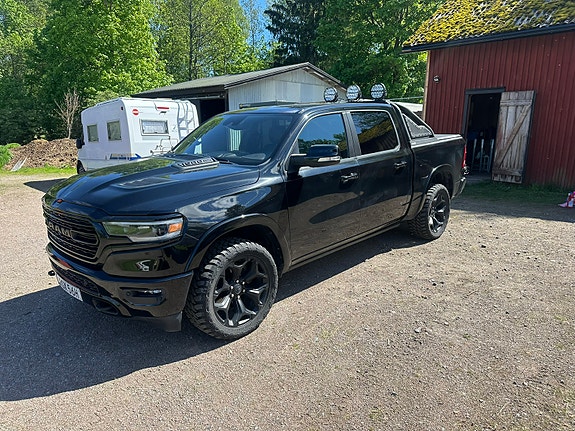 RAM 1500 2 of 5