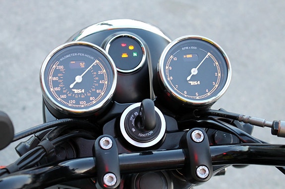 BSA 650 GOLD STAR MC | SHADOW BLACK 6 of 15