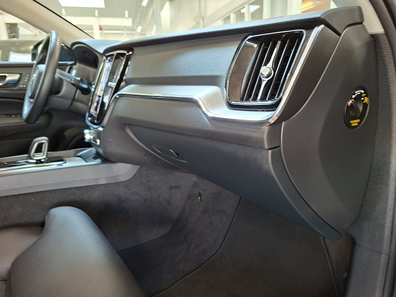 Volvo V60 9 of 24