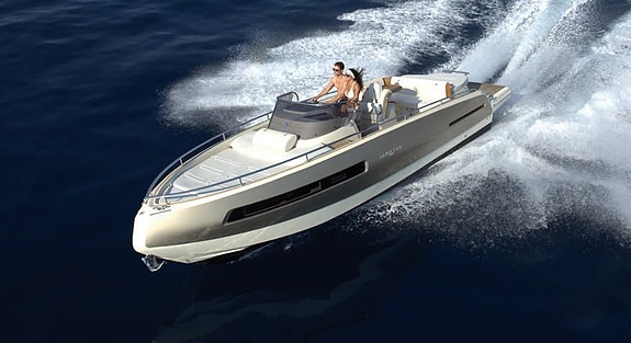 Invictus GT280 - Cabincruiser - Italiensk Lyxyacht 9 of 11