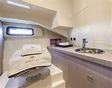 Invictus GT280 - Cabincruiser - Italiensk Lyxyacht 11 of 11