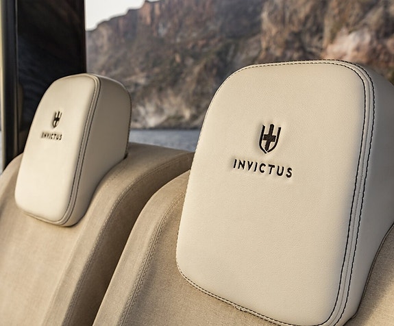 Invictus GT280 - Cabincruiser - Italiensk Lyxyacht 7 of 11